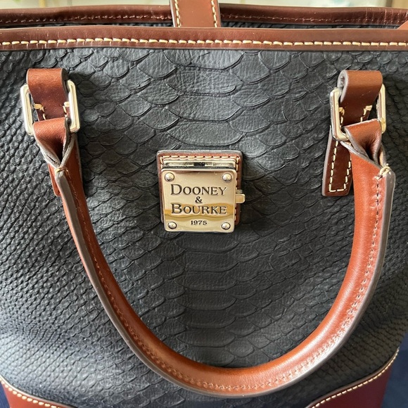 NWT Dooney & Bourke Claremont Phyton Medium Cayden Bag, Genuine Leather, Black - Picture 3 of 9